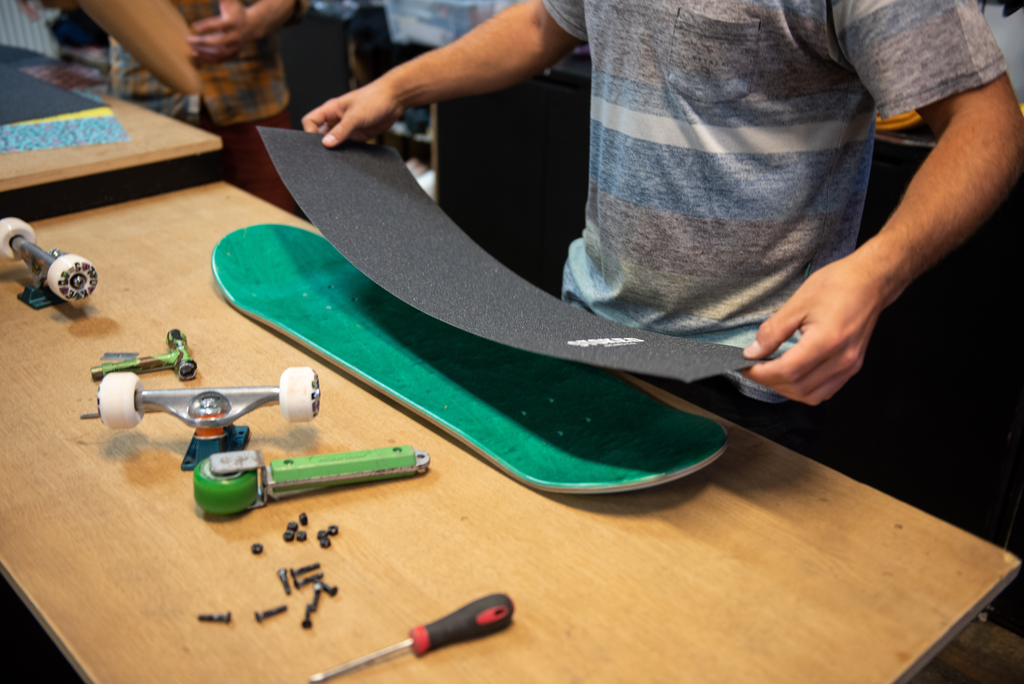 Bande antidérapante pour skateboard