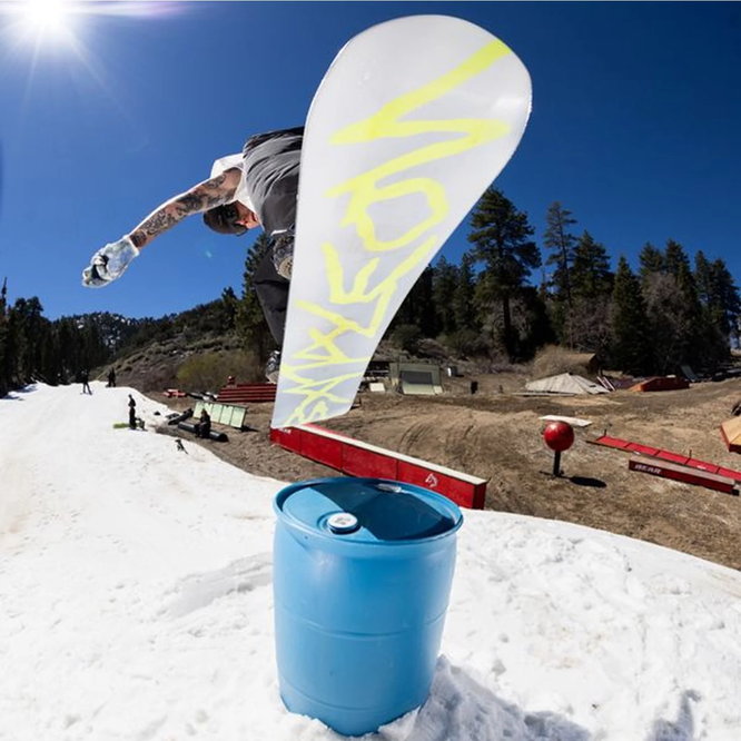 Evil Twin 2027 Snowboard