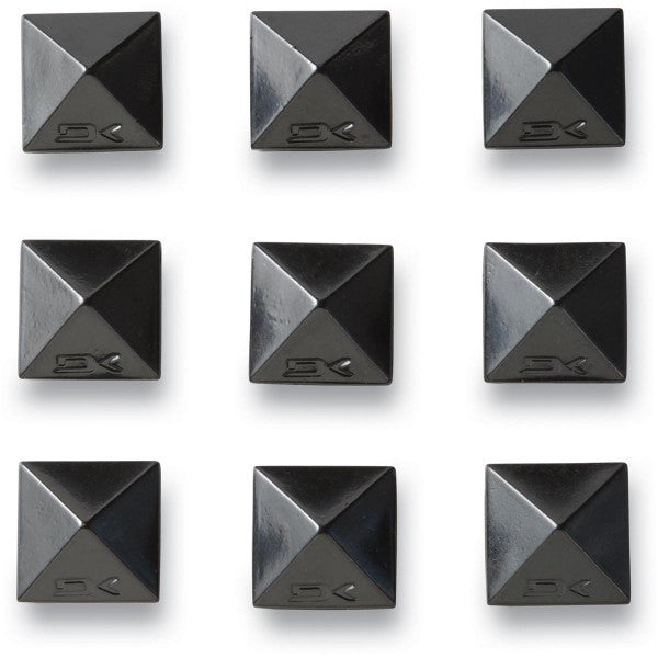 Clous d'oreilles Pyramide Noir