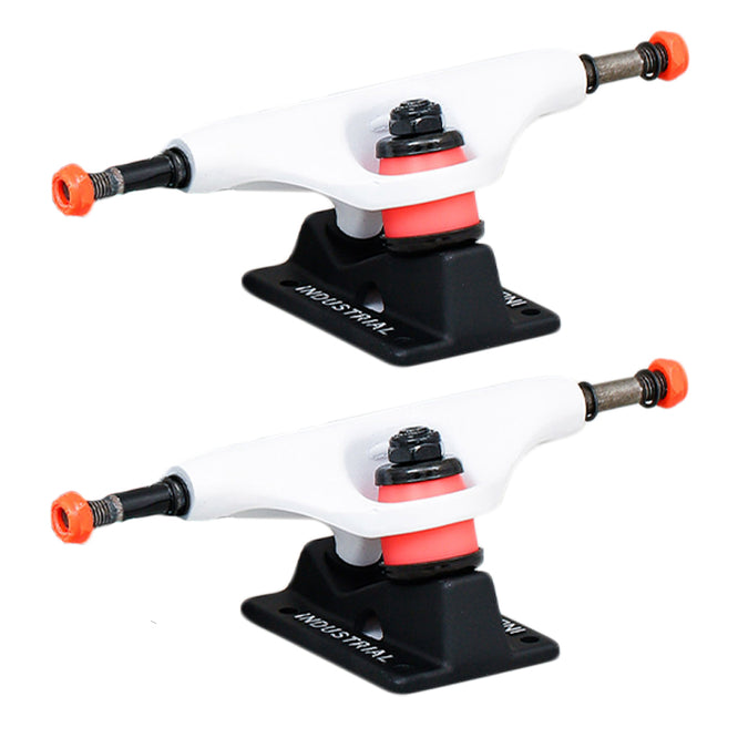 IV Noir/Blanc 5.0" Skateboard Trucks