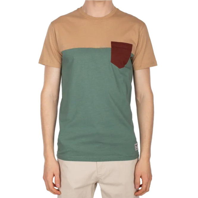 Block Pocket 2 Tee Green Red