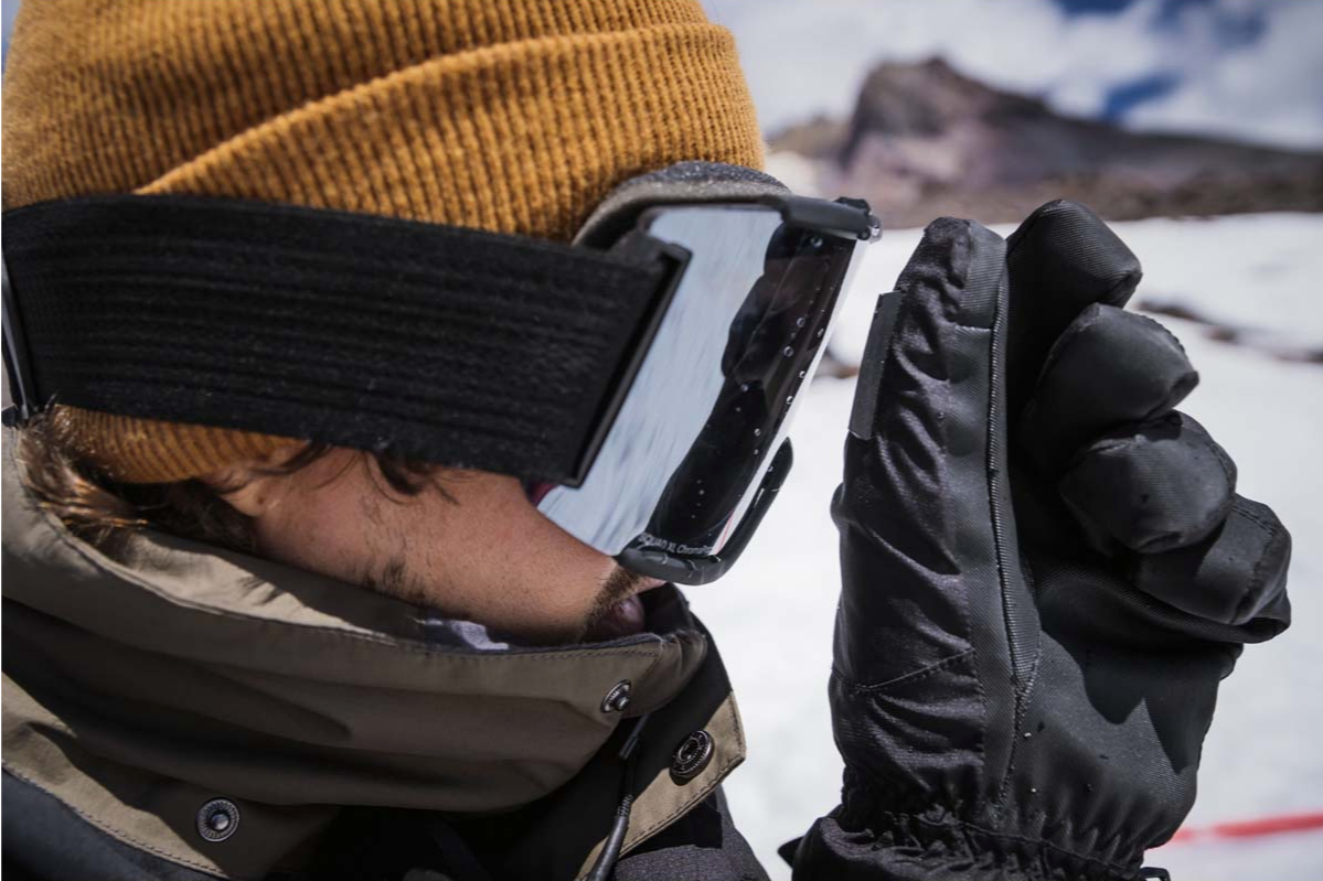 Titan Glove Carbon